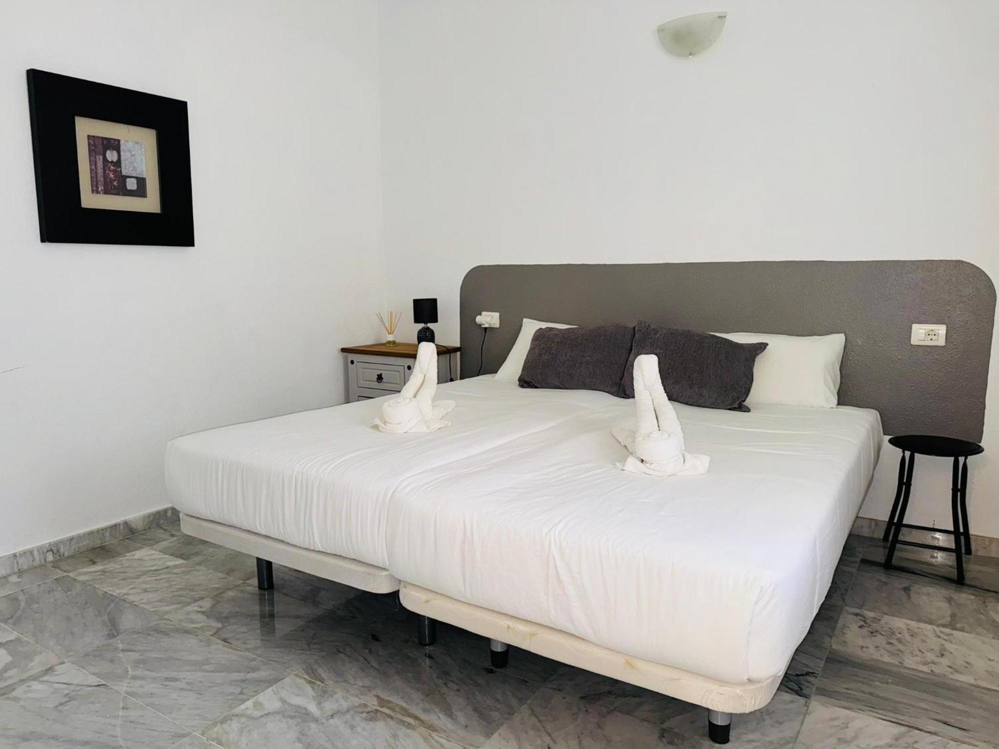 Rio'S Apartment Los Cristianos Арона Екстериор снимка